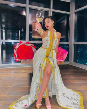 Fancy Dress 04